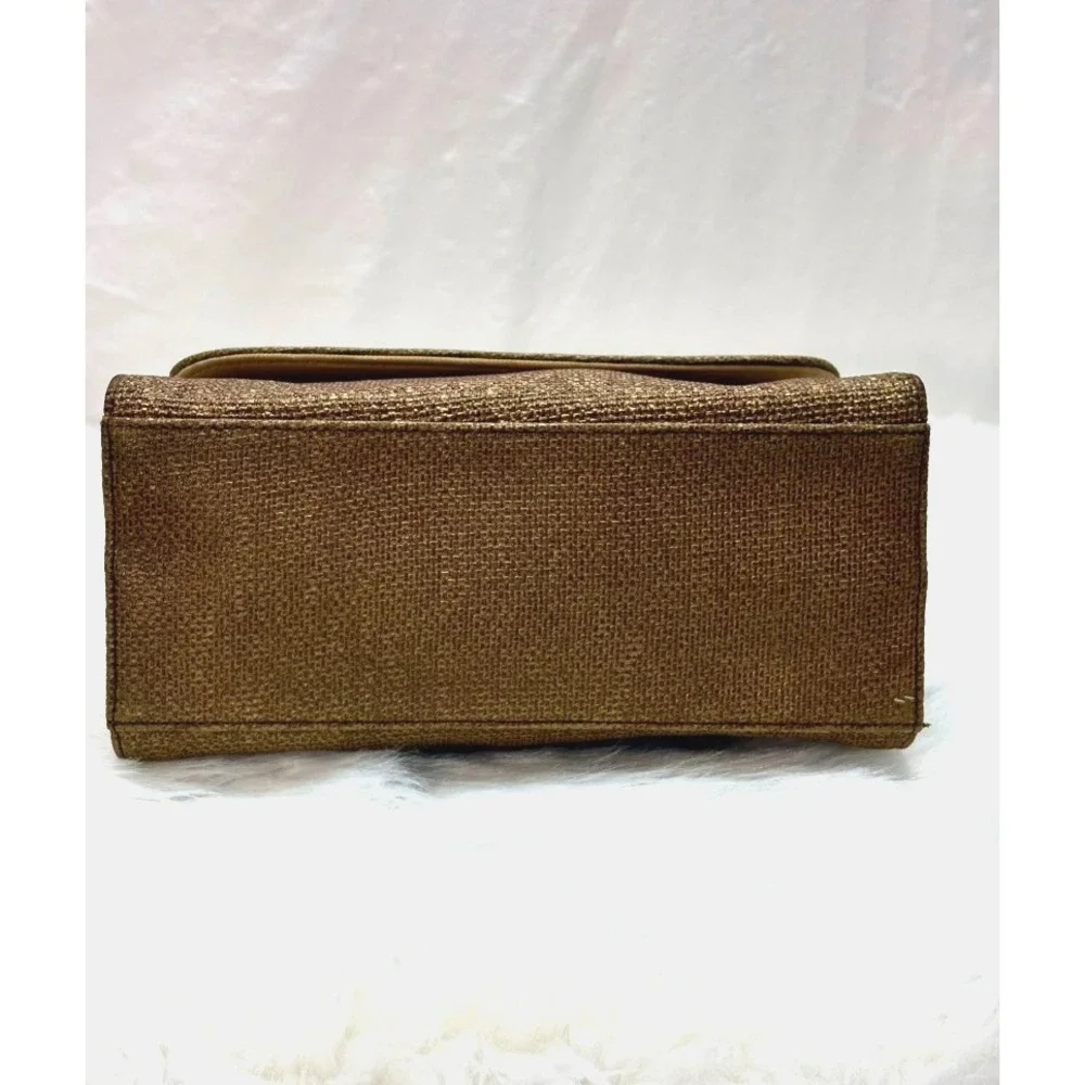Structured Top Handle Purse Tortoise Acrylic Handle Neutral Woven Handbag‎